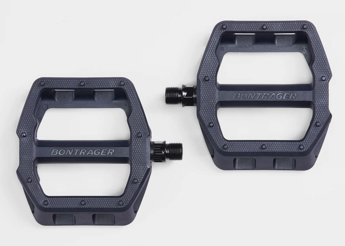 bontrager line comp flat pedal set Trek Line Comp Flat Pedal Set