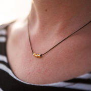 Bronwen Tiny Charm Necklace Soleil / Black